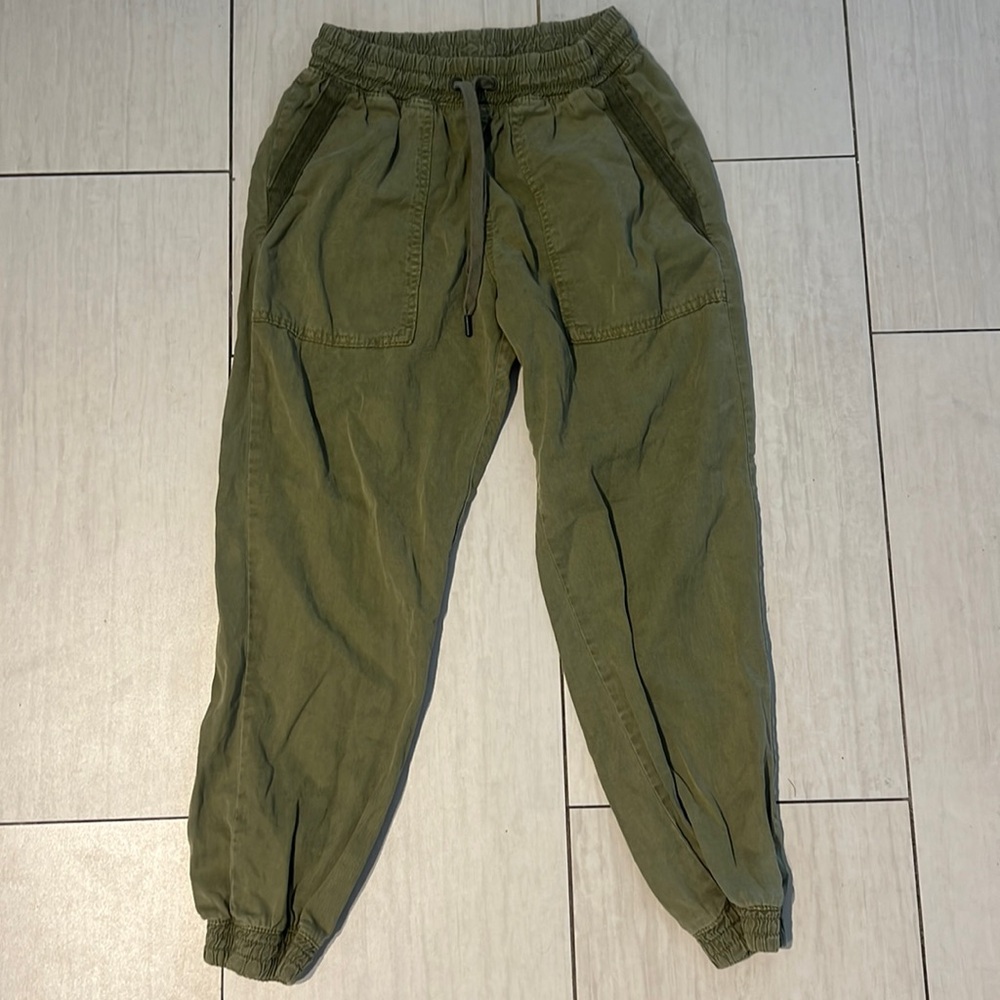 Zara - Green Joggers XS